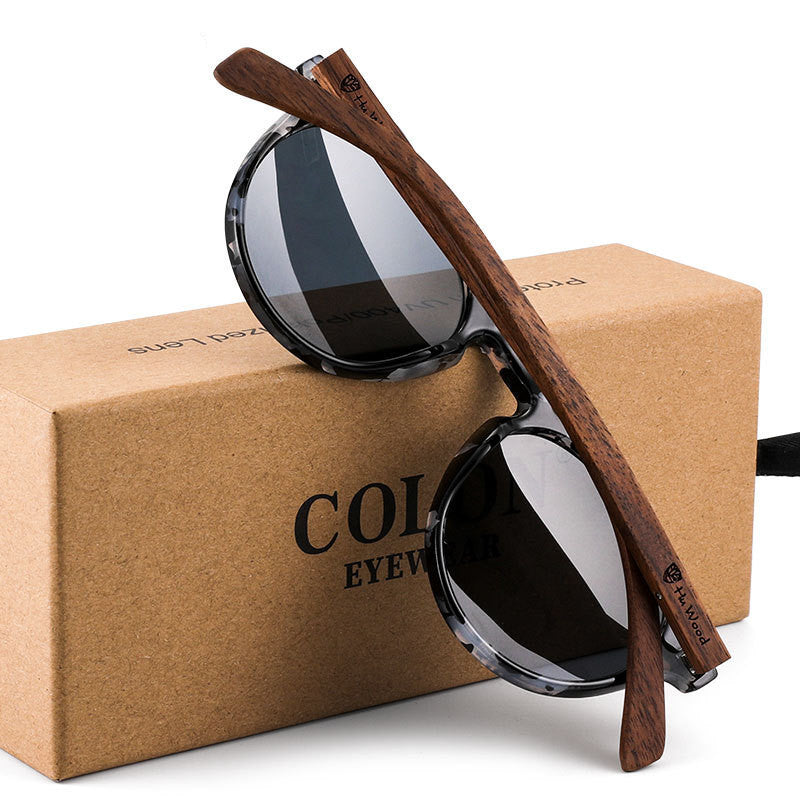 Polarized Round Bamboo sunglasses